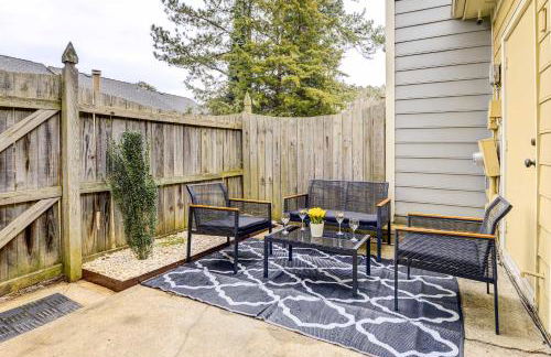 Contemporary Townhome about 7 Mi to Dtwn Raleigh! - Foto 6