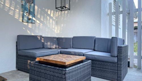 Country Style Home with Bikes! Heart of Wine Country - Photo 2