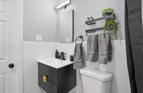 New and Beautiful 2BR Apt in Prime Spot 20 Min to NYC - Foto 12