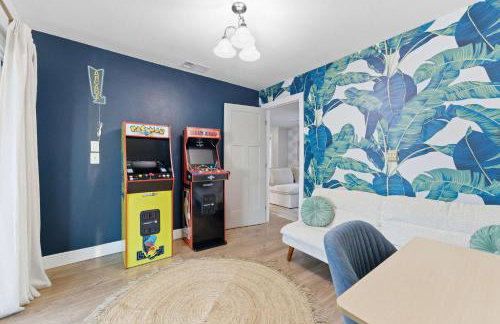 Heated Pool Near Beaches Arcade Games Family - Photo 4