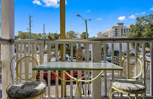 RETRO RETREAT in DTSP - Explore the downtown area - Foto 24