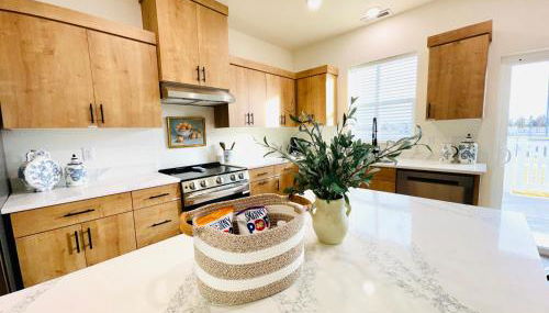 New 3BR Home w Garage Near BYU-Idaho - Foto 3