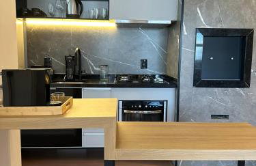 Apto 1405 com Piscina e Academia 2 Quartos Ar Condicionado no Centro Cívico com Garagem - Foto 6