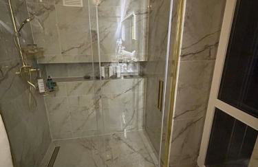 Luksusowa Ekskluzywna willa z sauną,siłownią dużym ekskluzywnym salonem na wyłączność eksluzywny duży dom 2 poziomy-dom nowoczesny styl elegancki 3 łazienki , sypialnia,salon, 2 duże garaże POMYSŁ NA JESIENNO ZIMOWY WYJAZD wolne terminy !! - Foto 70