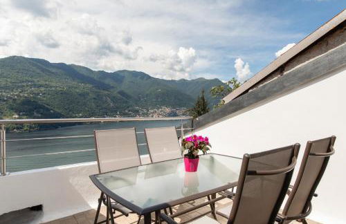 La Terrazza sul Lago di Como con garage - Photo 35