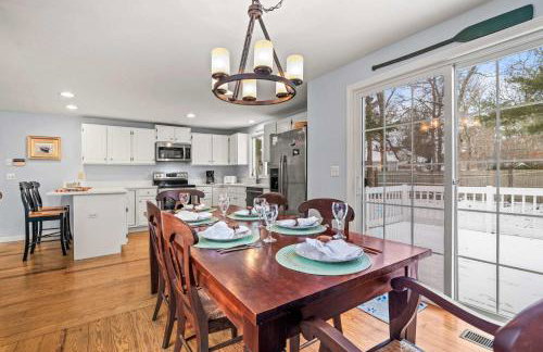 Cozy Bungalow Close to Downtown - Foto 10