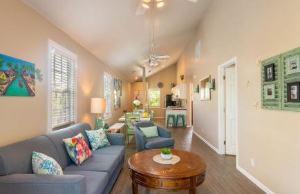 Parrot Perch by Avantstay Old Town Key West w/ Shared Pool Month-long Stays Only - Foto 14