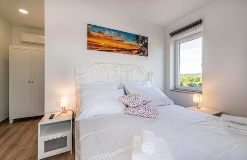 Villa Niko, your Ideal Summer Oasis near Poreč - Foto 7