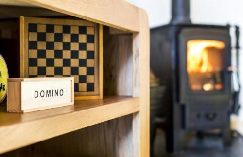 Fern Lodge - 2 Bedroom Log Cabin - Saint Florence - Tenby - Photo 56