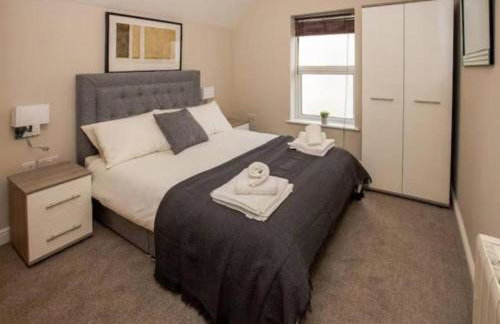 One Bed Flat Close to Station & River FREE PARKING - Foto 1