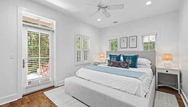 Across From the Pool & 3 Minutes to Deeded Beach in Old Seacrest: Sleeps 12 - Foto 3, Habitación