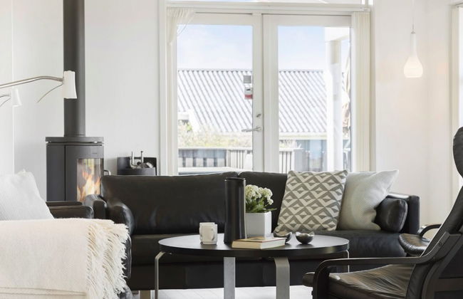 "Paul" - 100m from the sea - Photo 15