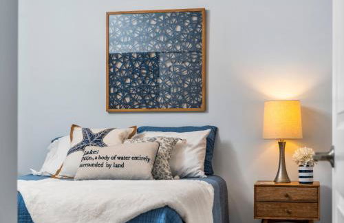 The Heart of TC 2BDR Ground Floor Condo in Downtown TC 2846 - Foto 33