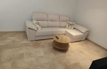 First Floor Casa Privee - Two bed Beach Terrace & Balconies - Foto 4