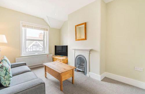 Sea View Penthouse - Walkable to Beach & Town - Foto 11