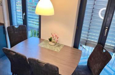 Stilvolle zentrale 2,5 Zimmer Wohnung am Römerbad mit Terrasse - Foto 3
