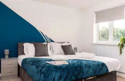 DiscountsContractorsWIFIFree ParkingSmart TV - Foto 4