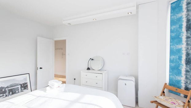 Stylish 1-bedroom flat near Hyde Park - Foto 3, Habitación