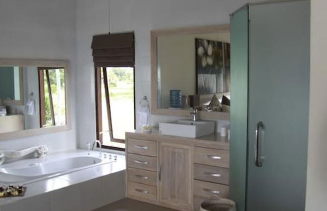 The Beach Front Villas - North Bali - Photo 7