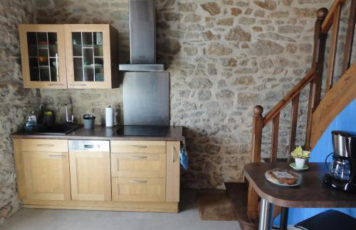 NEVEZ - MAISON LES PIEDS DANS L EAU avec vue imprenable - Photo 9