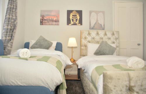 Tranquil Stays at 3 bedroom House in Dagenham - Foto 24