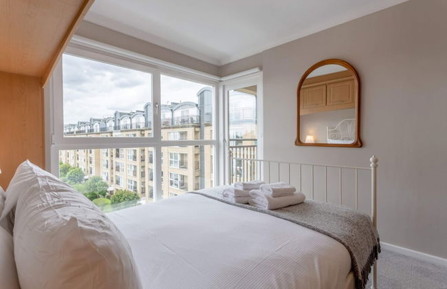 Bright, Modern One-bed With Stunning View of Thames - Foto 4