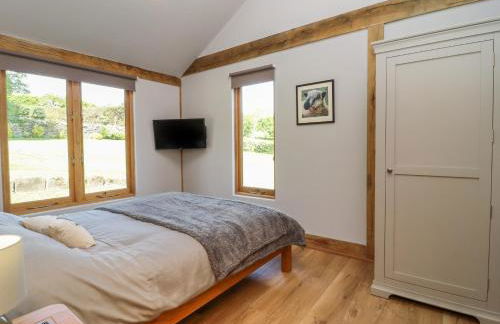 Ulverston House Annex - Photo 12