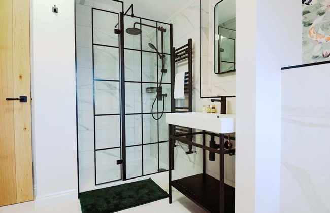 Host Stay Iris Cottage - Foto 10