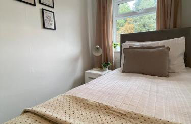 Comfy and Connected Standish Home - Two Mins from M6 Jct-27 - Foto 16
