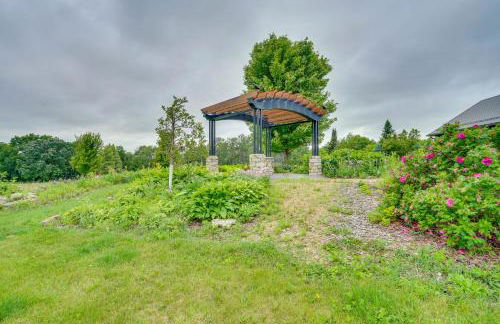 Hot Tub and Trail Access Spacious Stockholm Retreat - Photo 32