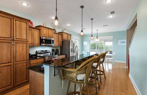 Getting Nauti at the Bay - Foto 10