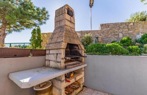 Awesome Apartment In Kavran With Wifi - Foto 12