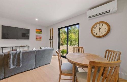 Le Petit Flat - 2 Bed 1 Bath One Level Apartment - Foto 13