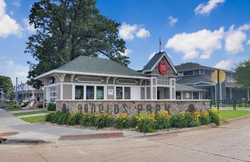 The Lakeside Lookout on Gingles Point - Photo 47
