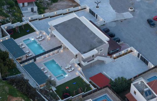 Elysian Villas - With 2 Private Pools - Photo 90