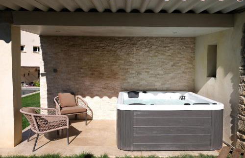 Slpendid villa with heated pool and Jacuzzi for 12 people in Saint-chamas - Foto 12