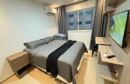 Ap próx ao shopping com garagem, piscina e ar - Foto 13