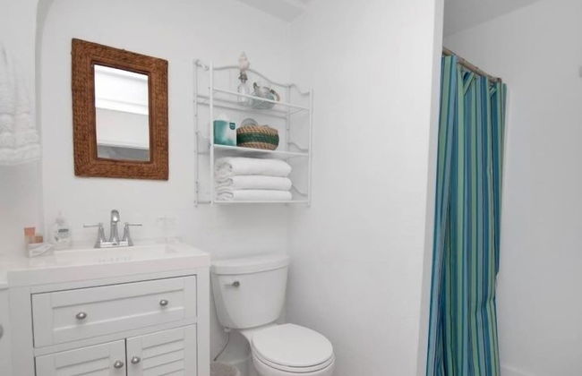 Waterfront Home With Swimming Pool 4 Bedroom Home by RedAwning - Foto 11