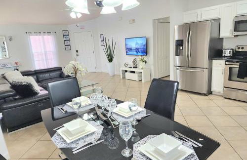 Orlando villa private pool/hot tub close to Disney - Foto 41