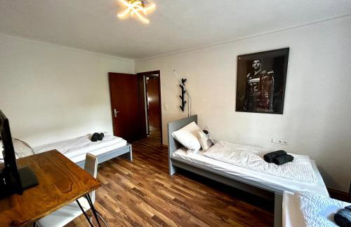 OhPardon! GAILDORF - Monteurwohnung im EG, Einzelbetten, Loggia & Garten - Foto 11