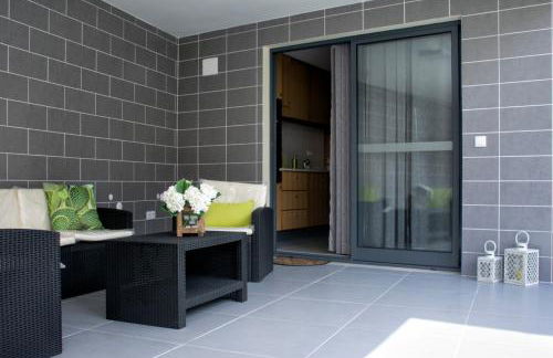 StoneHouse - Photo 6