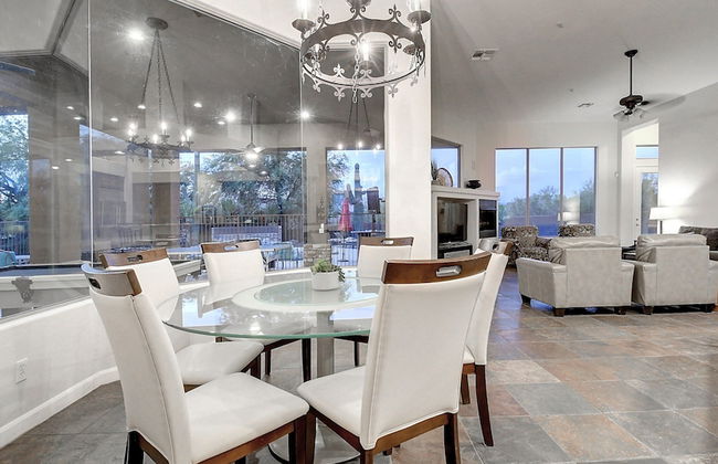 Custom Home! 2+ Acres True Indoor-outdoor Living! - Foto 59