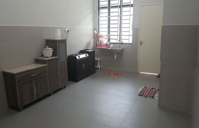 Homestay Ainizie Melaka - Photo 8