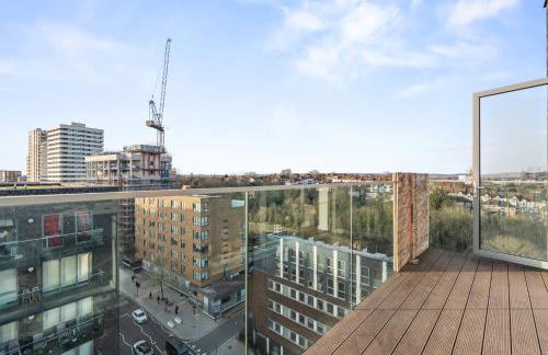 Luxury Penthouse Wembley Stadium Sleeps 10 and Parking - Foto 2