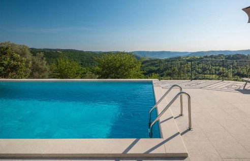 Nice Home In Buzet With Sauna - Photo 10