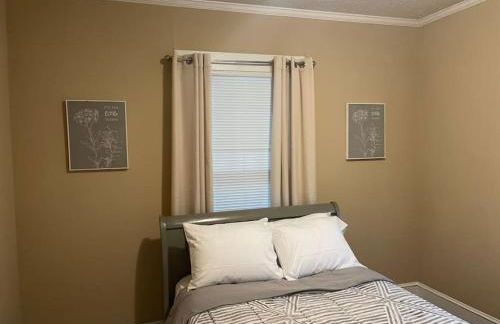 Historic Charmer, Pet-friendly - Foto 12