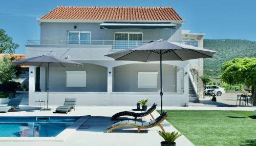 Apartment Mario - with pool - Photo 3