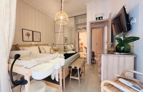 Theonisxenia Luxury Apt at Metro M3 - Foto 5