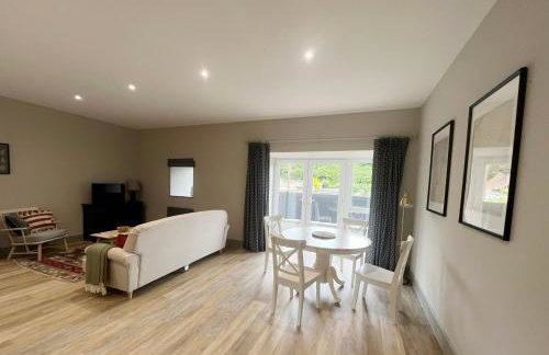 Number 4 Clevedon - Foto 1