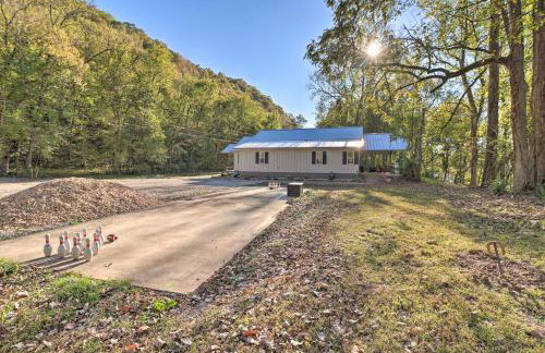 Riverfront Heaven on the White with Covered Patio! - Foto 33